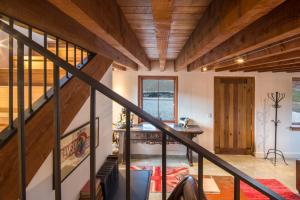 Foto dalla galleria di The Homestead on Wilding by Sotheby's Luxury Rental Homes ad Arrowtown