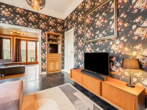 Foto dalla galleria di Luxury holiday home in Vloesberg with sauna and hot tub a Flobecq