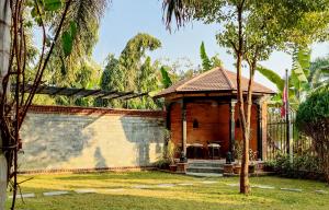 Giardino di Hotel Ananda Inn