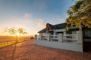 Gallery image of Outeniquabosch Lodge in Hartenbos