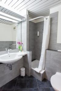 Koupelna v ubytování Holiday Inn Düsseldorf-Neuss by IHG