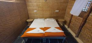 Una cama o camas en una habitación de Lazy Panda