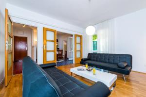 Posedenie v ubytovaní Apartment Valonija + 32 fotografií