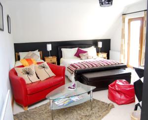 Cama o camas de una habitación en Achill Lodge Guest House