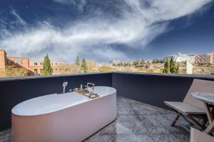 Balkón nebo terasa v ubytování Folk Boutique Hotel