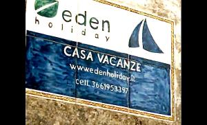 Certifikát, hodnocení, plakát nebo jiný dokument vystavený v ubytování Eden Holiday