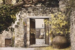 Foto sihtkohas Sinevrón asuva majutusasutuse Area Synest Nature Suites galeriist