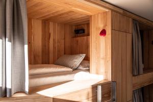 Voodi või voodid majutusasutuse St Josefsheim Hostel toas