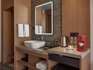 Aurea Central Hotel的一间浴室