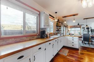 Photo de la galerie de l'établissement Ottertail Cabin, à Joseph