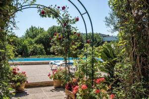 Bazén v ubytovaní Villa Panada alebo v jeho blízkosti