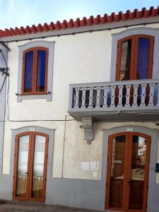 Foto dalla galleria di Casa do Largo da Igreja a Vila Nova de Foz Coa