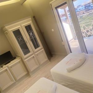 Hotel Konti客房内的一张或多张床位