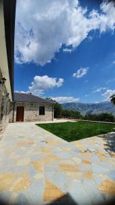 Ảnh trong thư viện ảnh của Hani Ilos ở Stegopul +29 ảnh