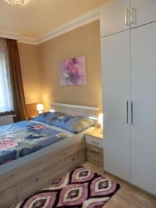 Foto da galeria de Pilis Apartman em Piliscsaba