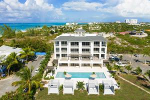 Galeriebild der Unterkunft The Tides, Grace Bay in Providenciales