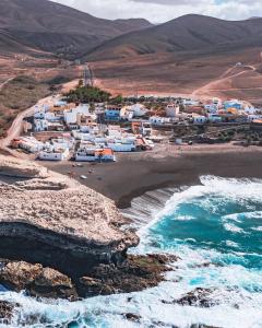 Gambar di galeri bagi Casa Pano Beach House di Ajuy
