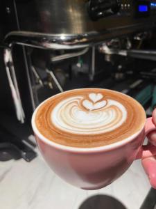 Set per la preparazione di tè e caffè presso 弎TRINITY