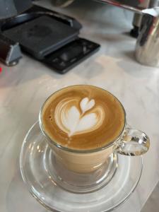 Set per la preparazione di tè e caffè presso 弎TRINITY
