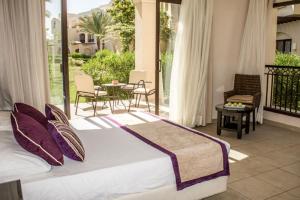 A balcony or terrace at JAZ Neo Saraya Palms