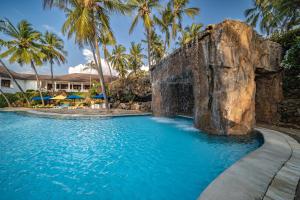 Bazén v ubytování PrideInn Flamingo Beach Resort & Spa Mombasa nebo v jeho okolí