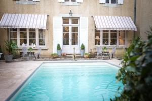 Πισίνα στο ή κοντά στο Carcassonne Bed and Breakfast du Palais