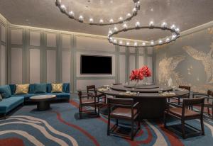 Posezení v ubytování Crowne Plaza Xiamen Jimei Seaview by IHG-Free Mini Bar