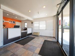 Kuchyň nebo kuchyňský kout v ubytování Americas Best Value Inn & Suites Humble