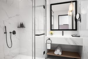 Citadines Flatiron Phnom Penh的一间浴室