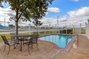 Gallery image of Comfort Inn & Suites Selma near Randolph AFB in Selma