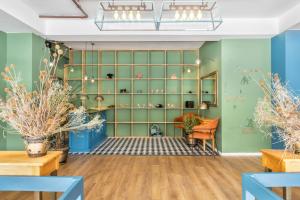 Ruang duduk di Raimond Palace Hotel