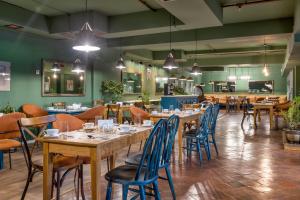 Restoran atau tempat lain untuk makan di Raimond Palace Hotel