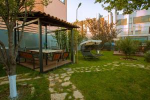 Zahrada ubytování Apart Hotel West