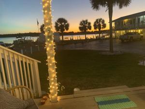 Φωτογραφία από το άλμπουμ του Waterway Inn σε Cedar Point