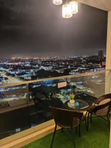 Balkón nebo terasa v ubytování Ksl D'esplanade Studio Apartment's 1