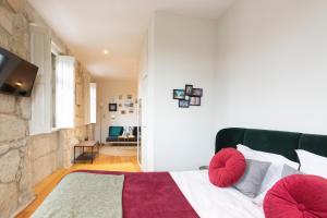 Μια τηλεόραση ή/και κέντρο ψυχαγωγίας στο HM - Porto Blue Pool Apartment