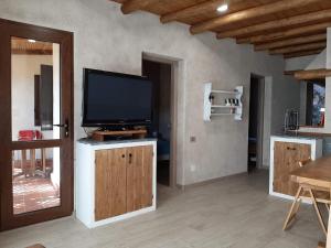 A kitchen or kitchenette at Villa Michela