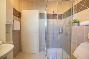 Koupelna v ubytování Ferienhaus Glockenstraße Ferienwohnung Ostseehöhe Appartement 1