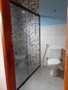 Bilik mandi di Pouso Carina Paraty