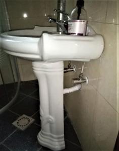 ห้องน้ำของ SUGIRA ECO-RESORT
