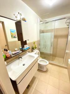 Koupelna v ubytování Field Residences