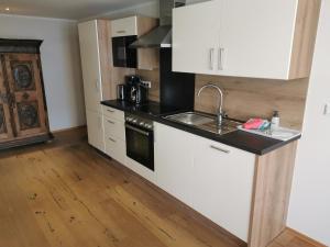 Kuchnia lub aneks kuchenny w obiekcie Premium Appartements Di Bora