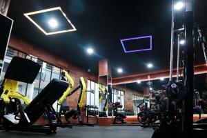The fitness centre and/or fitness facilities at Helios Hotel Malang