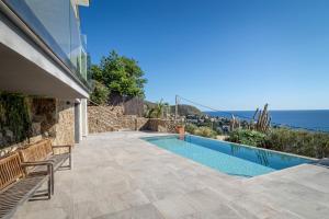 Villa mit Pool und Meerblick in der Unterkunft Villa Velazquez Canyelles Almadrava - Immo Barneda in Roses
