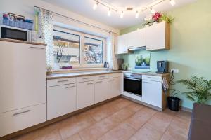 Kuchnia lub aneks kuchenny w obiekcie Wieseneck I - Apartment in Fügen