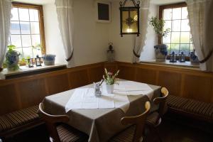 Fotografie z fotogalerie ubytování Gasthof Adler v destinaci Schillingsfürst