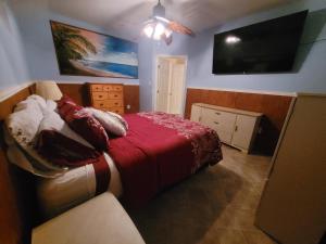 Katil atau katil-katil dalam bilik di Tesla's Lake Escape