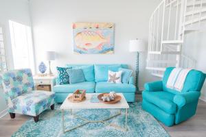 Grand Beach Resort Penthouse 1的休息区