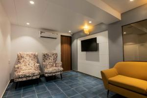 Gallery image of Gold Beach Villa in Daman