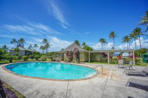 The swimming pool at or close to Alii Kai Resort #5102